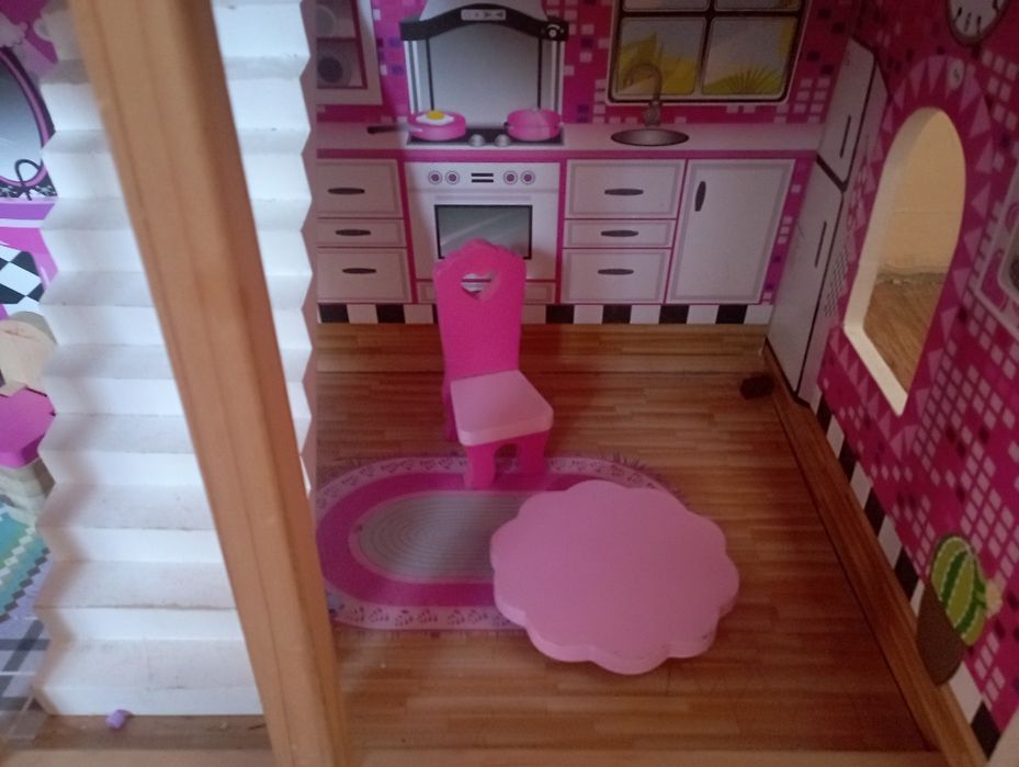 Domek dla lalek duży