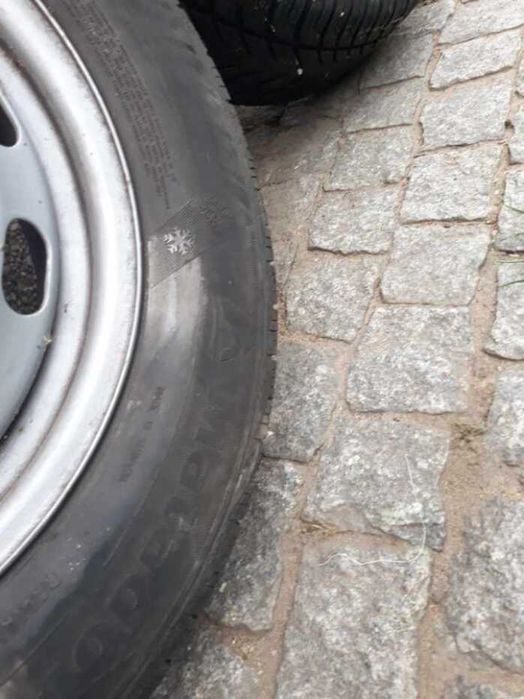 Sprzedam komplet opon Rozmiar 195/65r 15