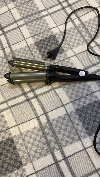 Тройные щипцы для завивки волос. BaByliss PRO