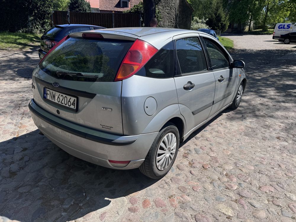 2004r ford fokus ghia