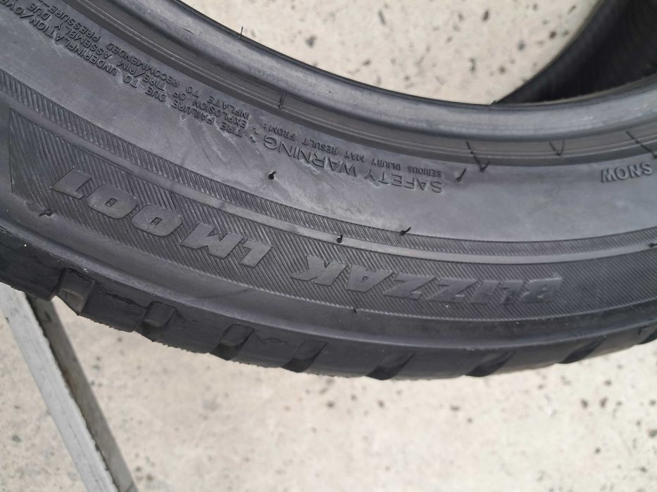 Резина зимова, Bridgestone Blizzak LM001 AO 255\50 R20 (арт.14895)