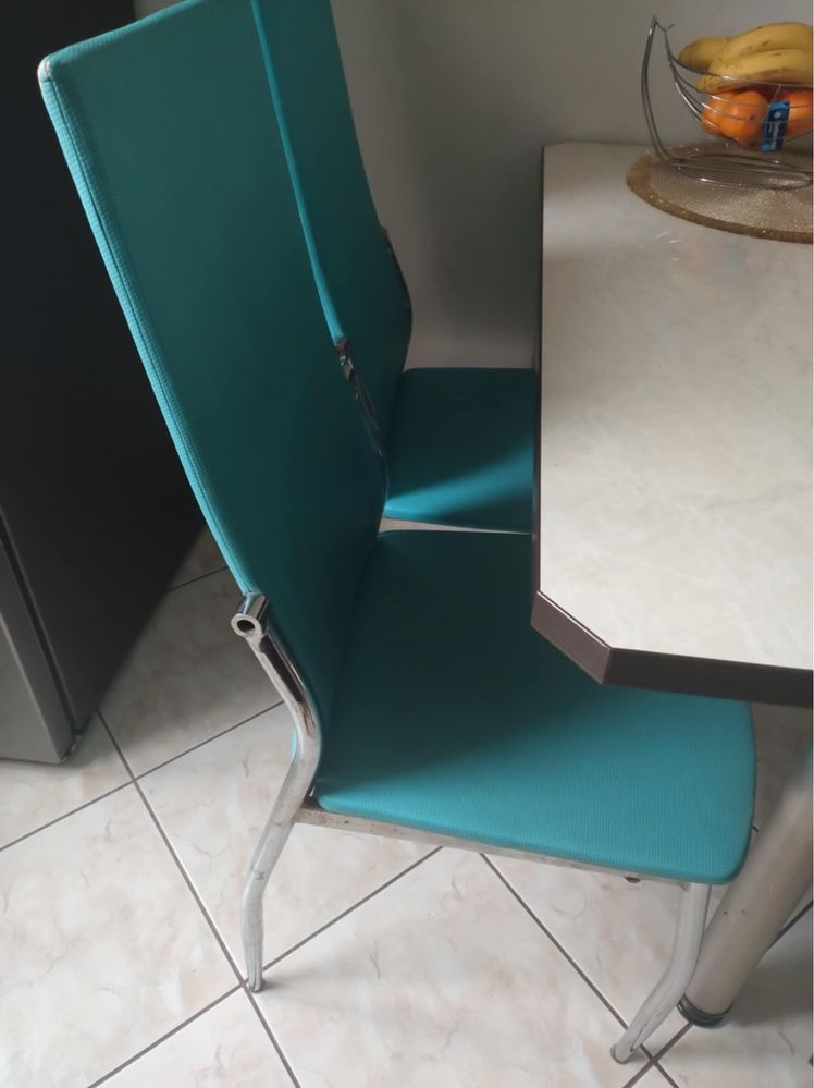 Krzesla do kuchni/salonu/jadalni