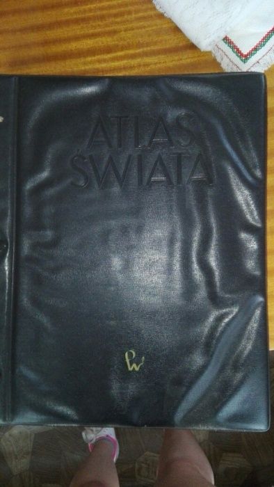 Sprzedam atlas świata