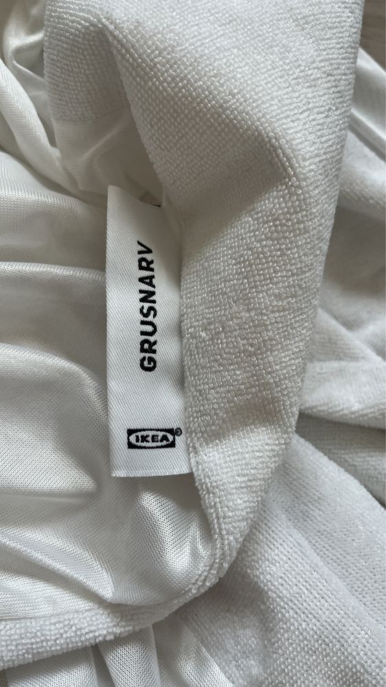 Ochraniacz z gumką na łóżko 90x200 cm firmy Ikea