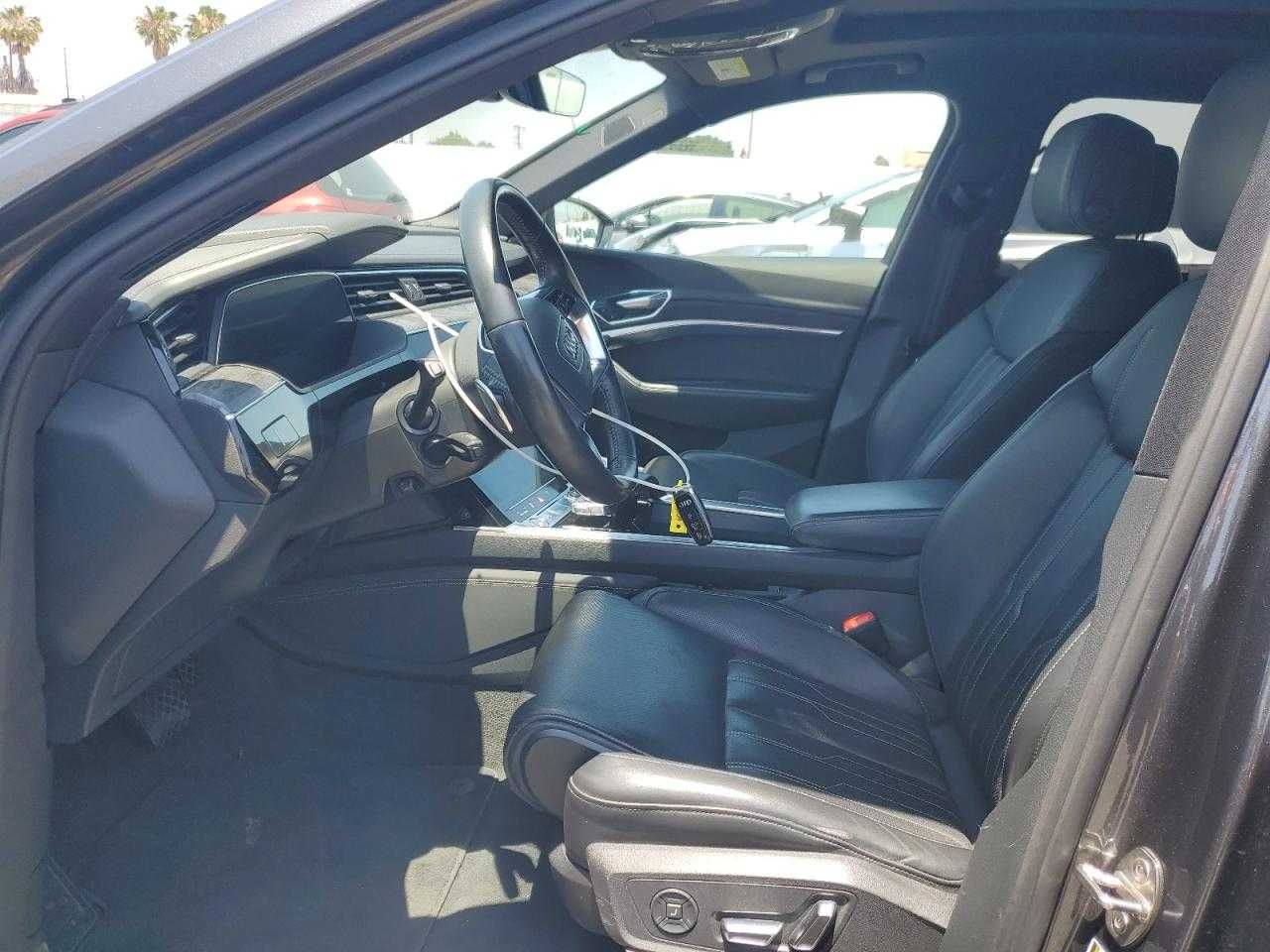 Audi E-Tron Prestige 2019 -