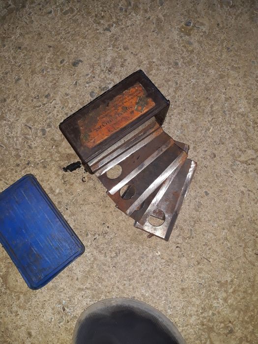 Запчастини до роторної косарки