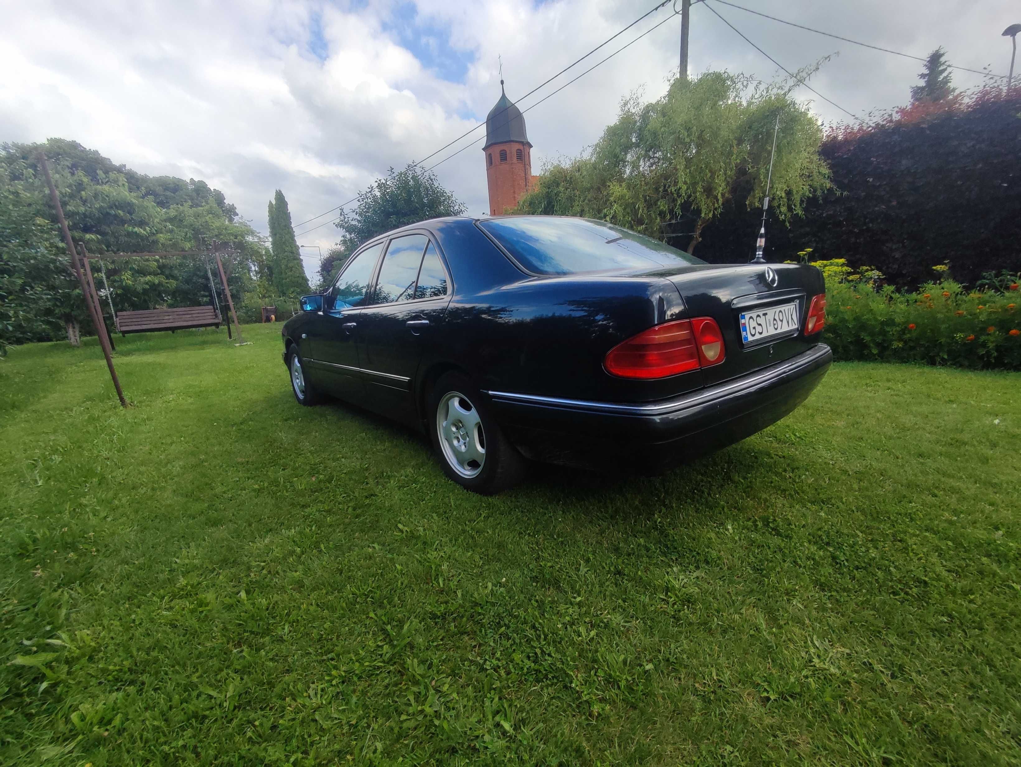 Mercedes-Benz Avantgarde E Klasa 3.0 automat