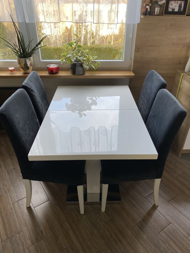 OSTATNI TYDZIEŃRozkladany stół biały lakier Agata komplet krzeseł Ikea