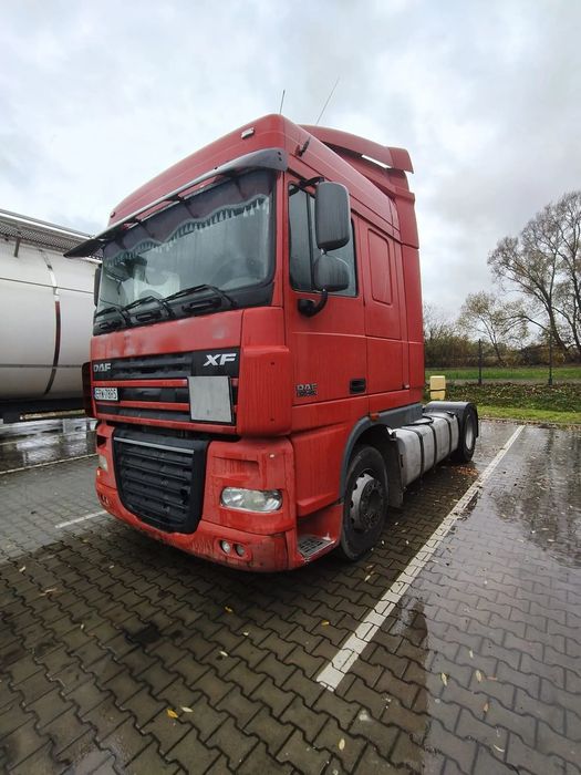 DAF XF 105  Ciągnik DAF XF z hydrauliką