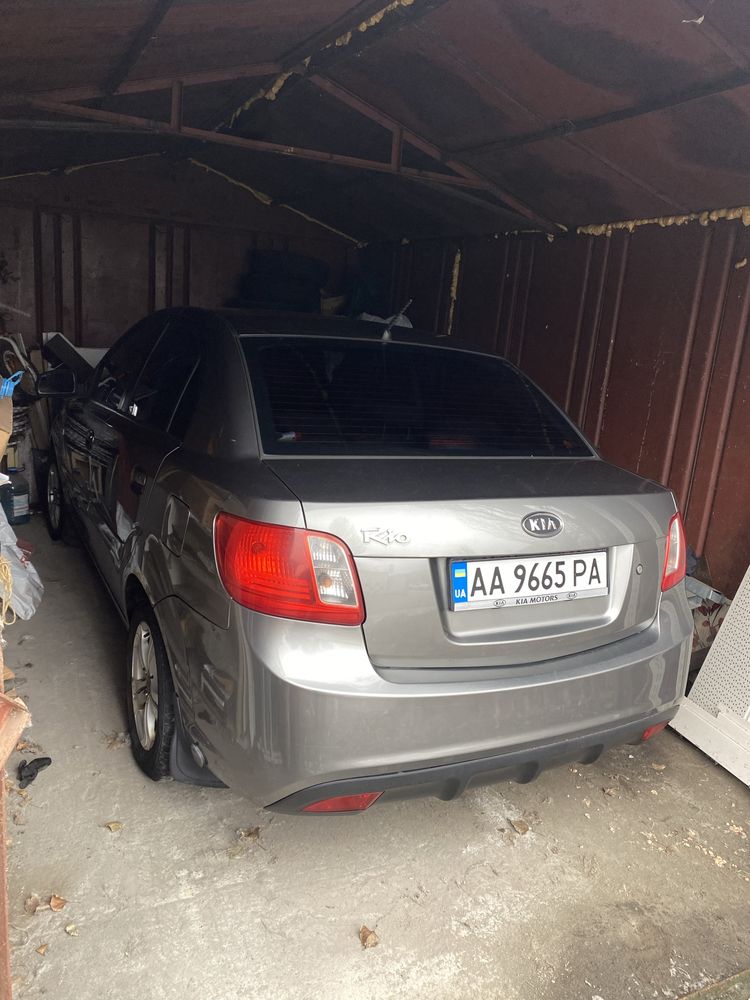 KIA Rio 1.4 LPG 2011