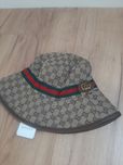 Kapelusz Gucci od ręki