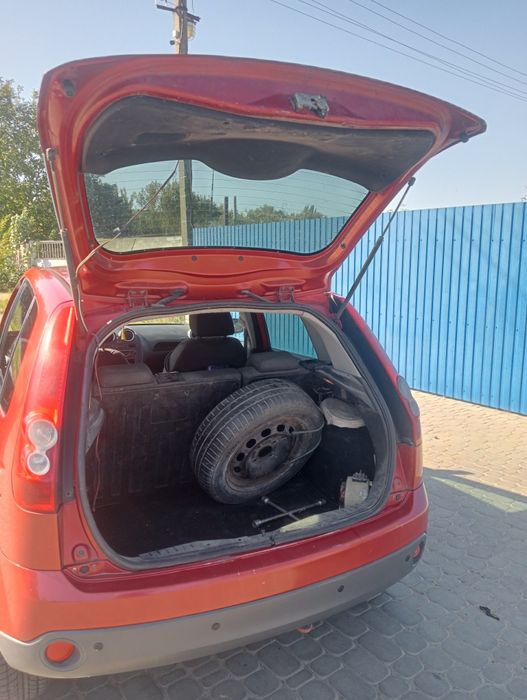 Форд Fiesta. Возможен обмен.