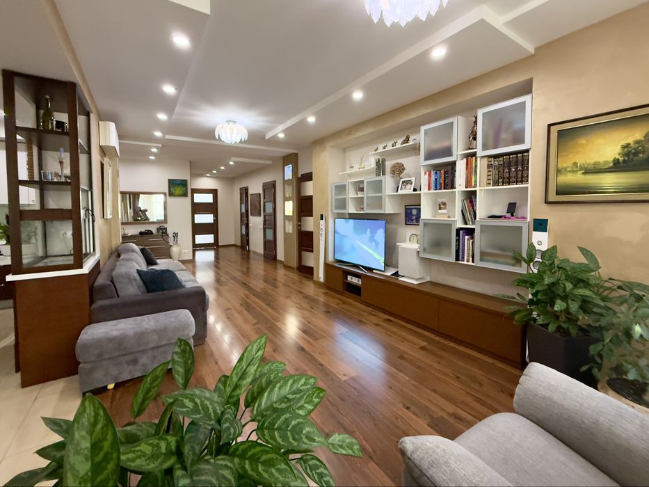 ЖК Златоустівський | Центр | Затишна 3к на 140м2 Без %