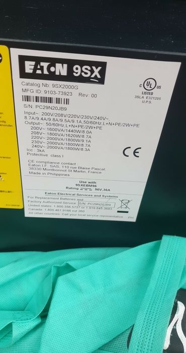 UPS  EATON 9SX 2000 plus 8 akumulatorów