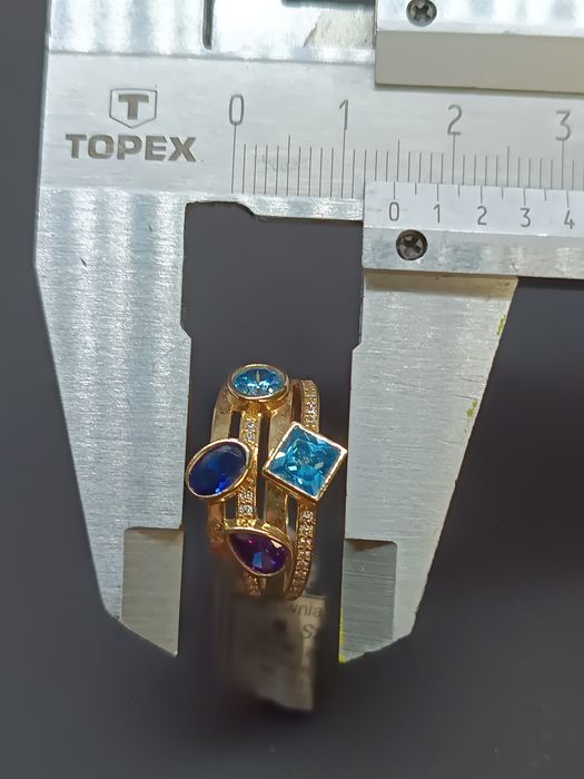 Pierścionek złoty kolorowe kamienie