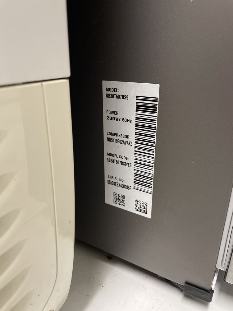 SAMSUNG RB38T607BS9, 6 meses de uso, como novo! 650€ #samsung