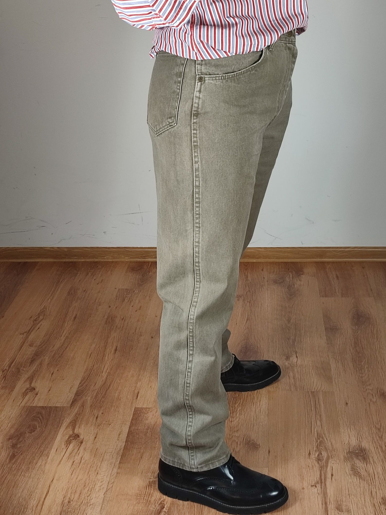 Jeansy męskie Wrangler L