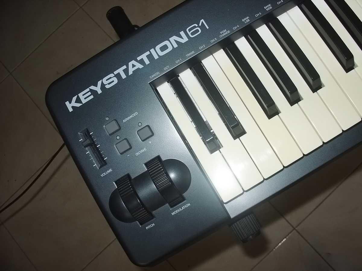 Teclado MIDI M-AUDIO Keystation 61