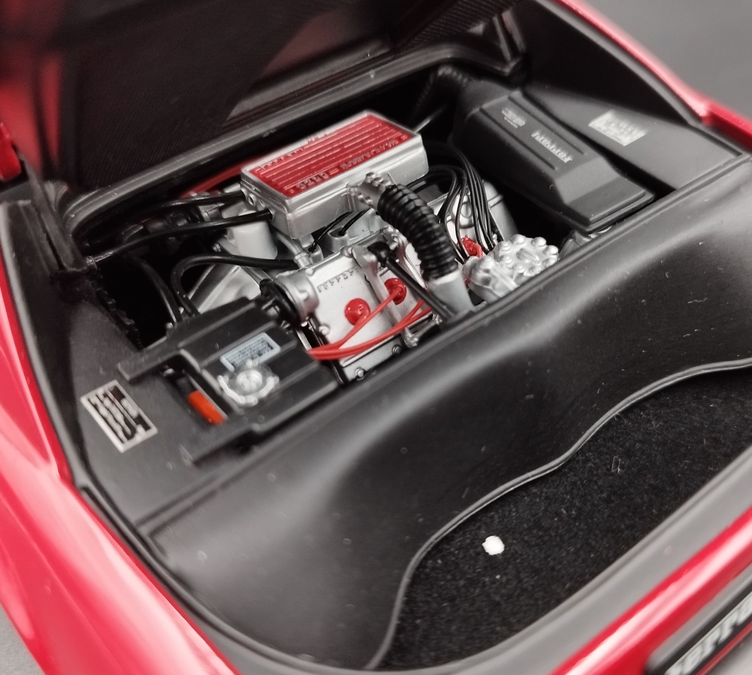 1:18 Kyosho 1988 Ferrari 328 GTS  model używany