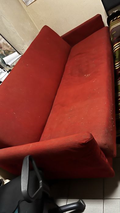 Диван рощкрадний книжка радянського періоду випуску