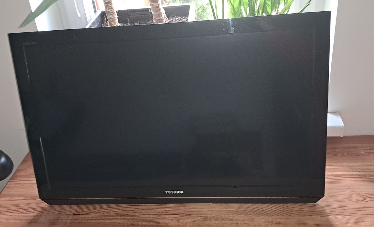 Telewizor TOSHIBA LCD 32 cal.
