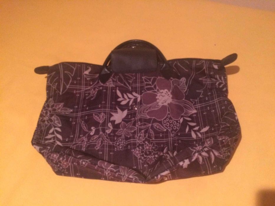 Malas e bolsas de senhora