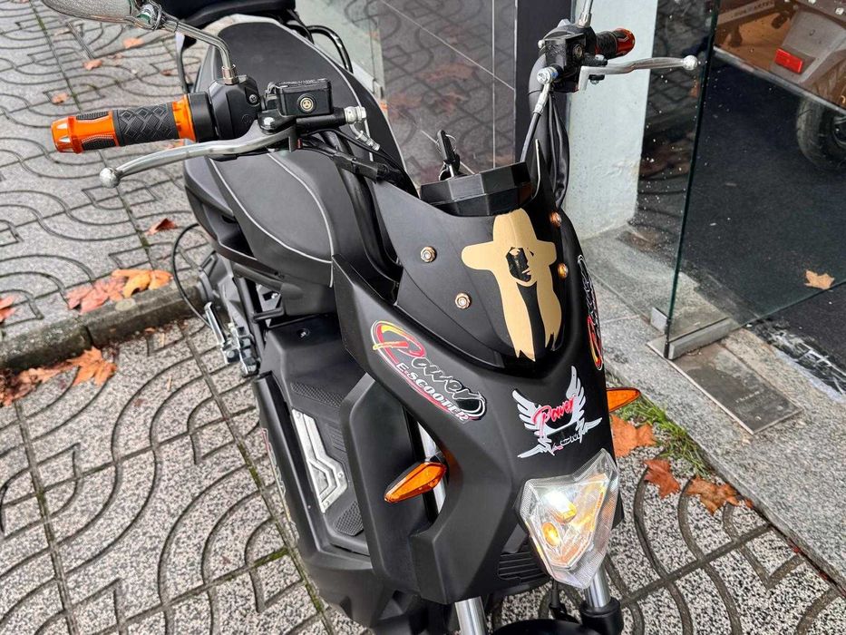 Mota Elétrica eScooter - Mota Sem Carta