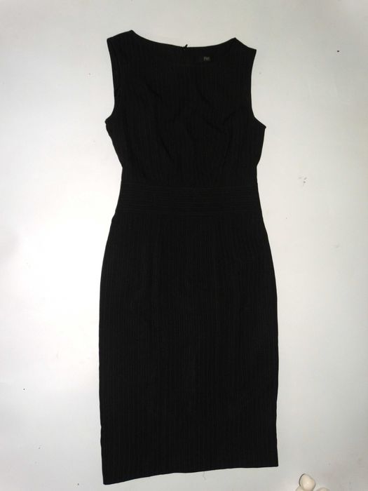 _F&F_Piękna czarna sukienka do biura_R.34/36