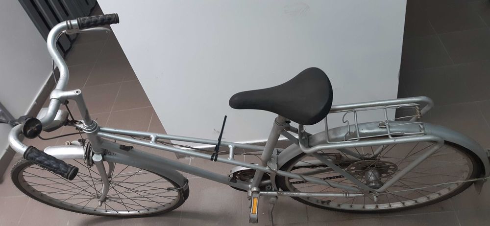 Rower Retro - stary Holender_28 Koła/3 biegi _miejski rower/na chodzie