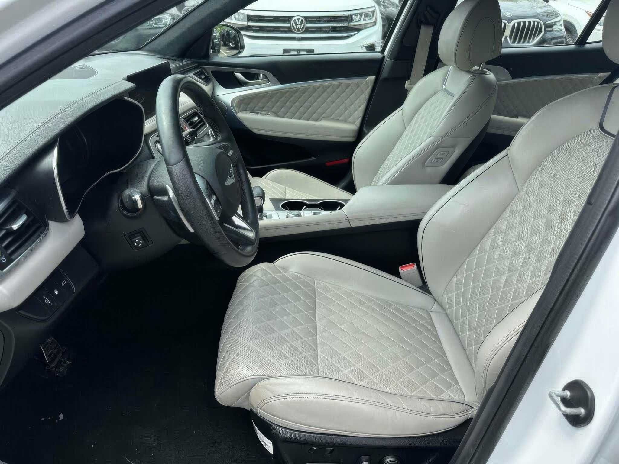 2022 Genesis G70 3.3T RWD