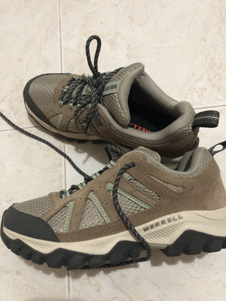 Merrell novos 37