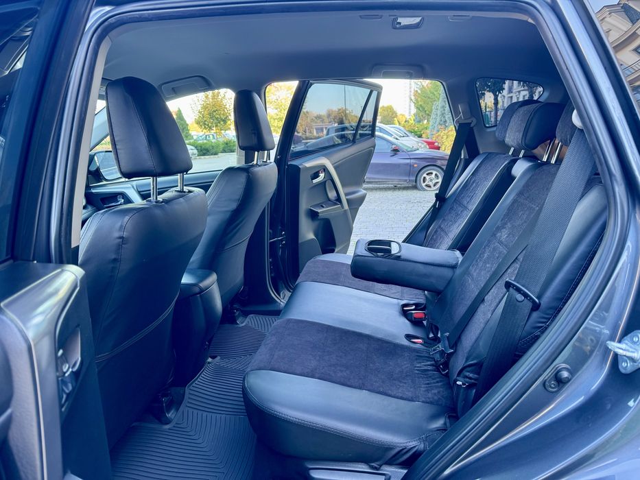Toyota Rav-4 Hybrid