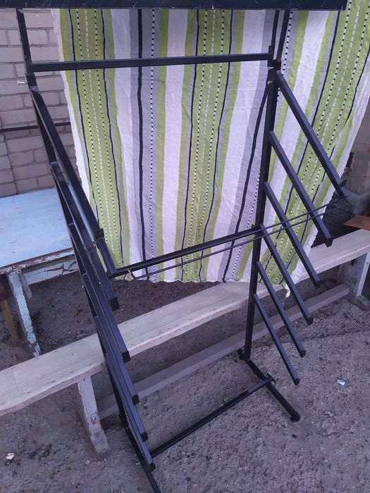 Рекламный металлические стеллажи