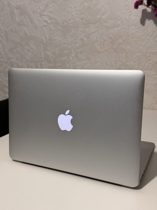Macbook Air 13 2015-2016 8gb/128gb(256gb)