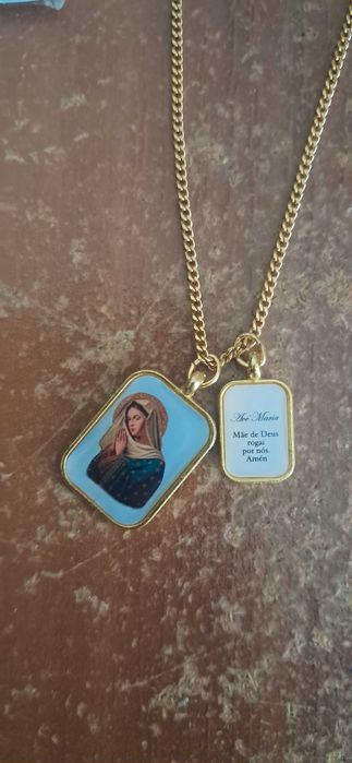 Fio Avé Maria com dois pendentes