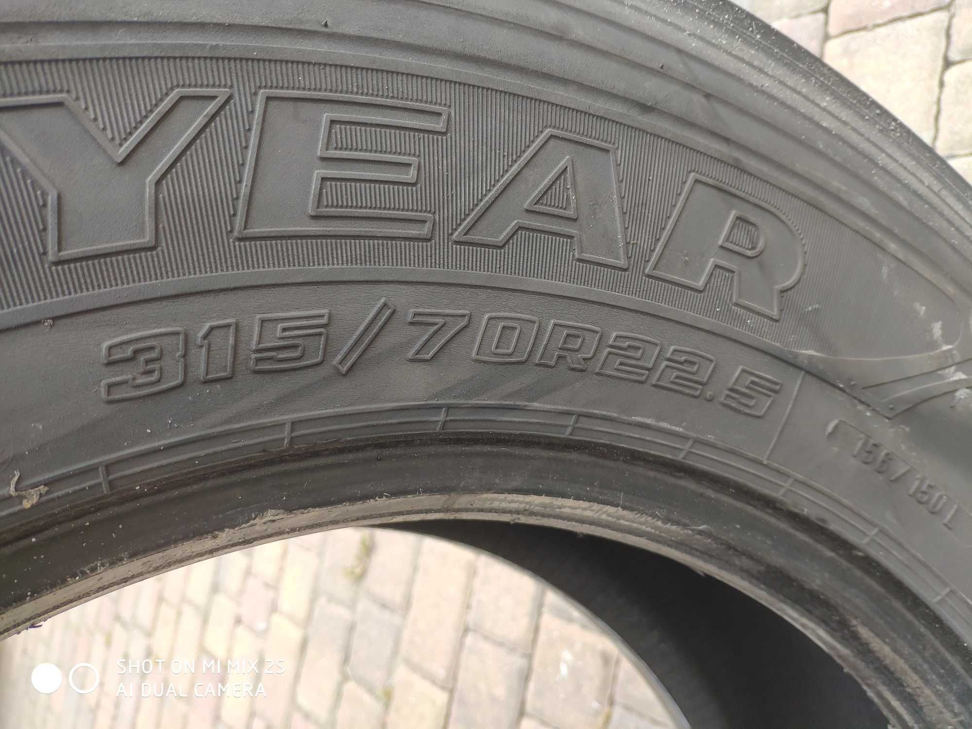 Opona Opony 315/70R22,5 " GOODYEAR KMAX S HL Przód prowadząca