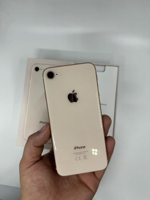 Iphone 8 złoty 64GB 73% baterii