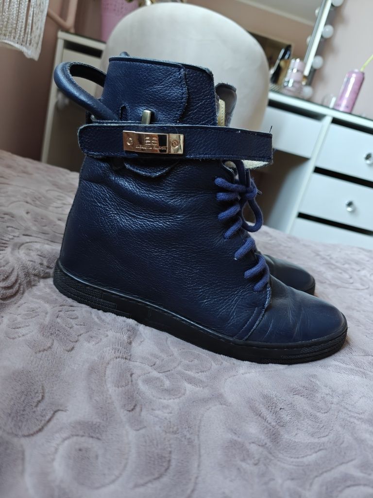 Botki skórzane skóra naturalna granatowe na koturnie 40 sneakersy