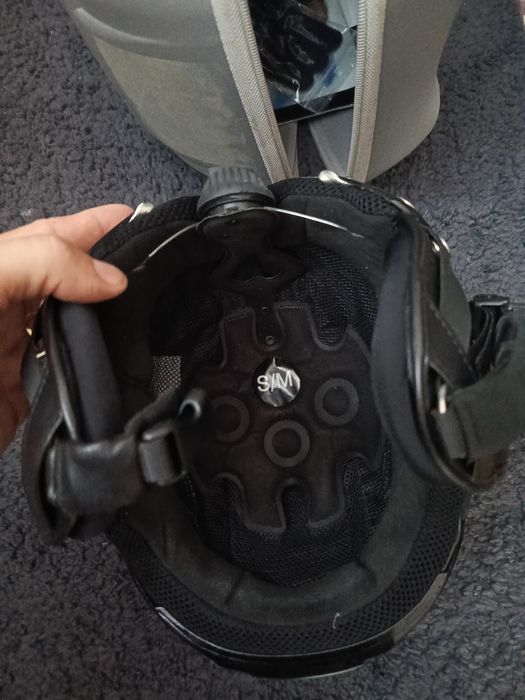 Kask na narty  dziecięcy rozmiar praktycznie jak nowy BOGNER s/m