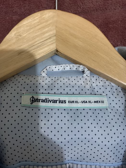 Blazer mulher “Stradivarius” tamanho XL azul-bebé