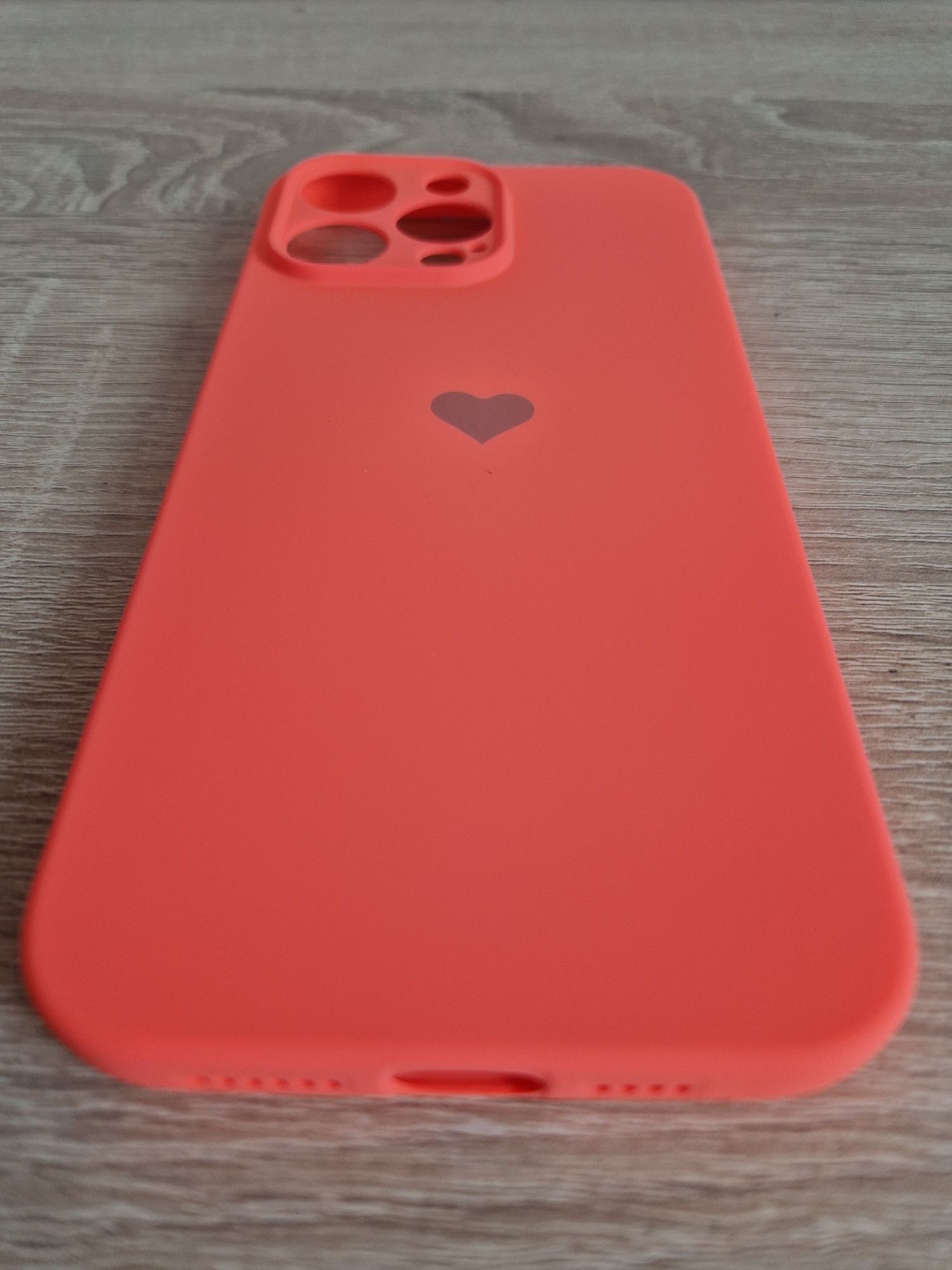 Etui Vennus Silicone Heart Case do Iphone 14 Pro Max wzór 1 koralowy