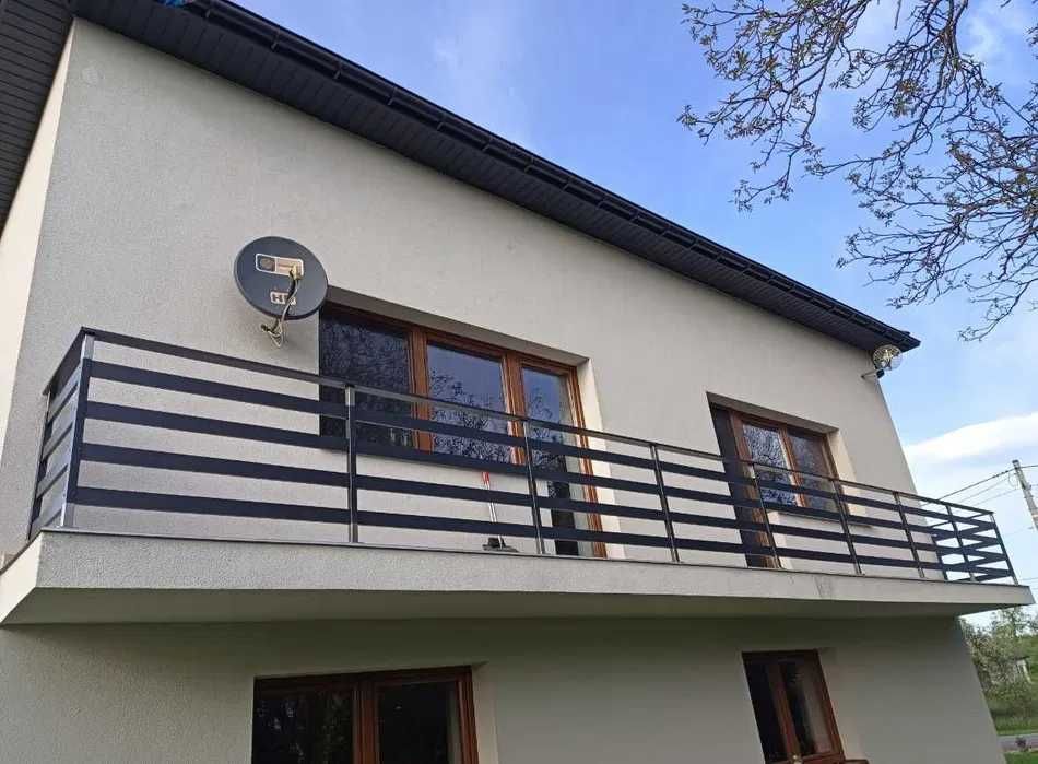 klasyczna balustrada aluminiowa malowana proszkowo, barierka