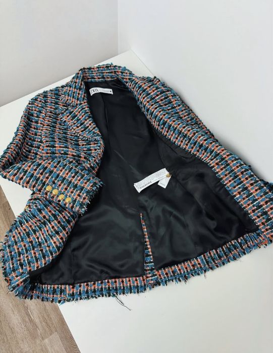 Твідовий піджак від Zara