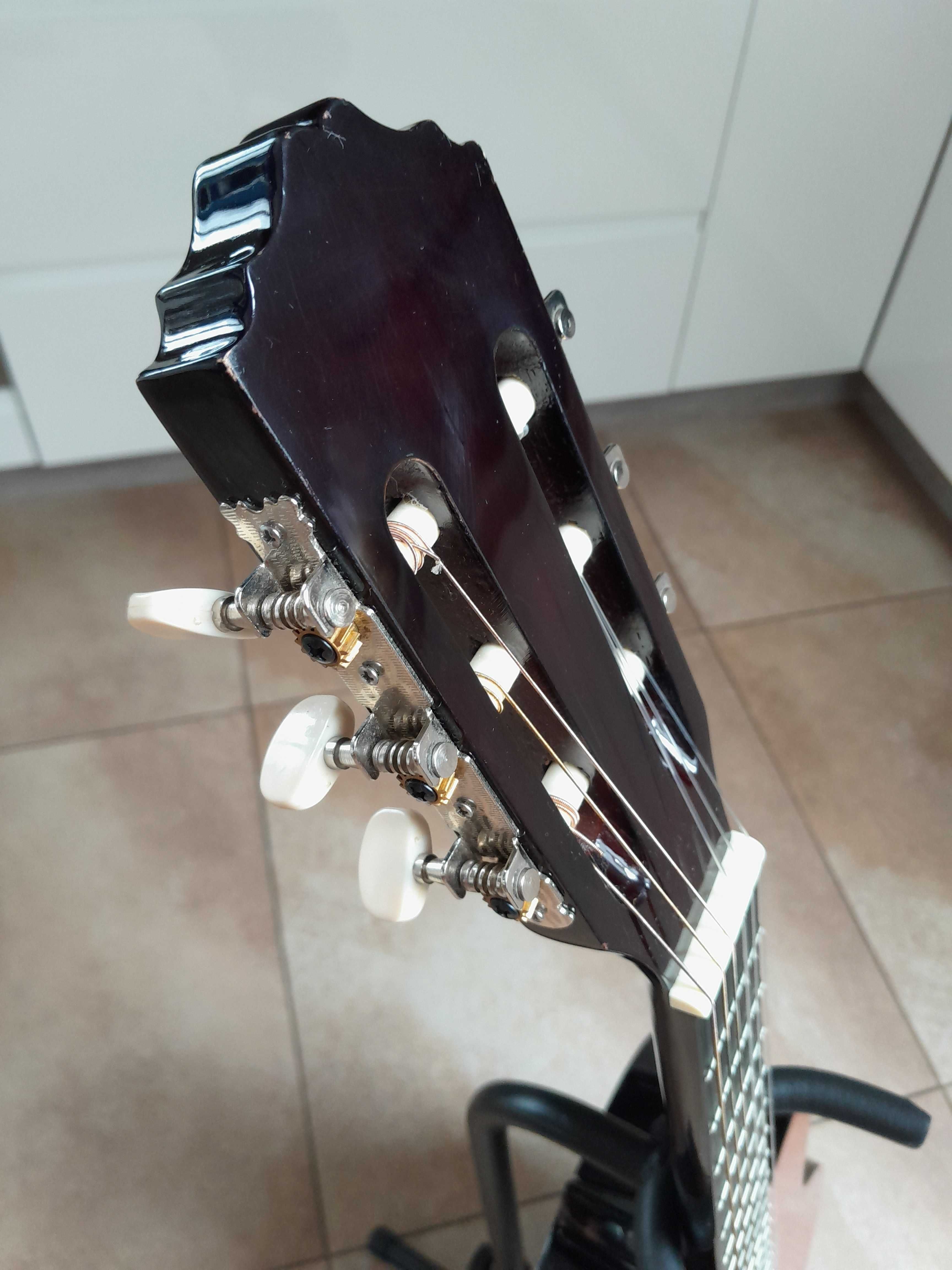 Gitara 3/4 Ever Play EV-122 + Pokrowiec + stojaki na gitarę i nuty