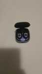 Vendo fones bluetooth  Usado