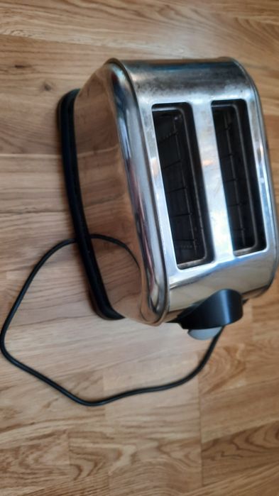 Toster 800 watt, grzanie rozmrażanie