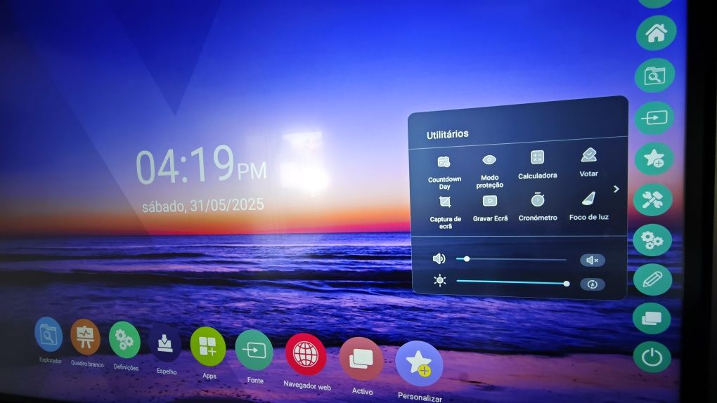 TV Interativa Traulux TX90 65 Polegadas
