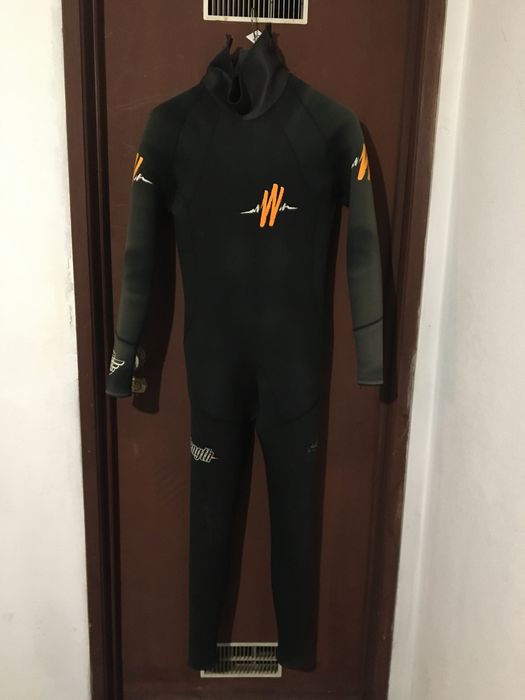 Fato de surf wavelengh