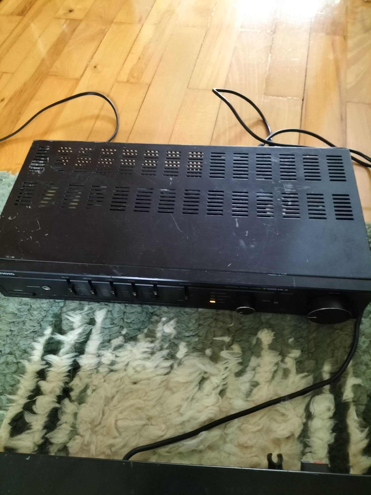 Zestaw Grundig v4200 ccf4300 i t4200