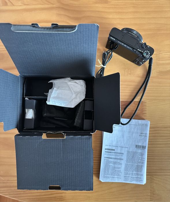 Sony RX100 VII (Mark 7) + Cartão SanDisk 128GB